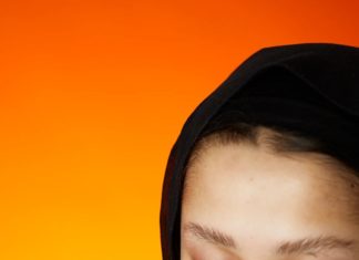 „Super Duper“, eine Handcreme mit Zitrusfrüchten, Blumenölen und mehr von Lush